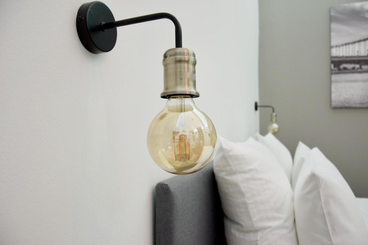 Standard Apartment By Hi5 - Nagysandor Street Budapest Bagian luar foto