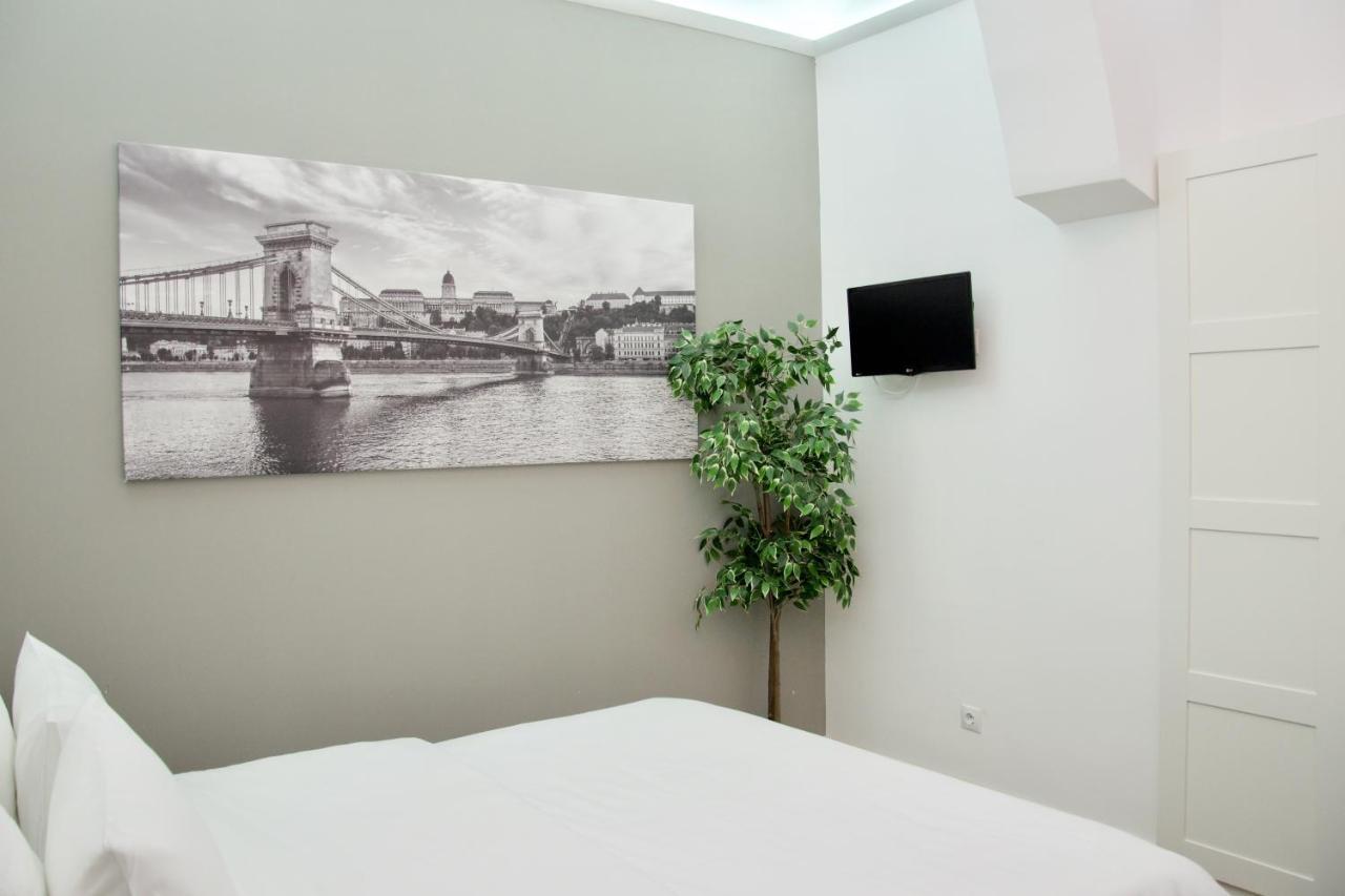 Standard Apartment By Hi5 - Nagysandor Street Budapest Bagian luar foto