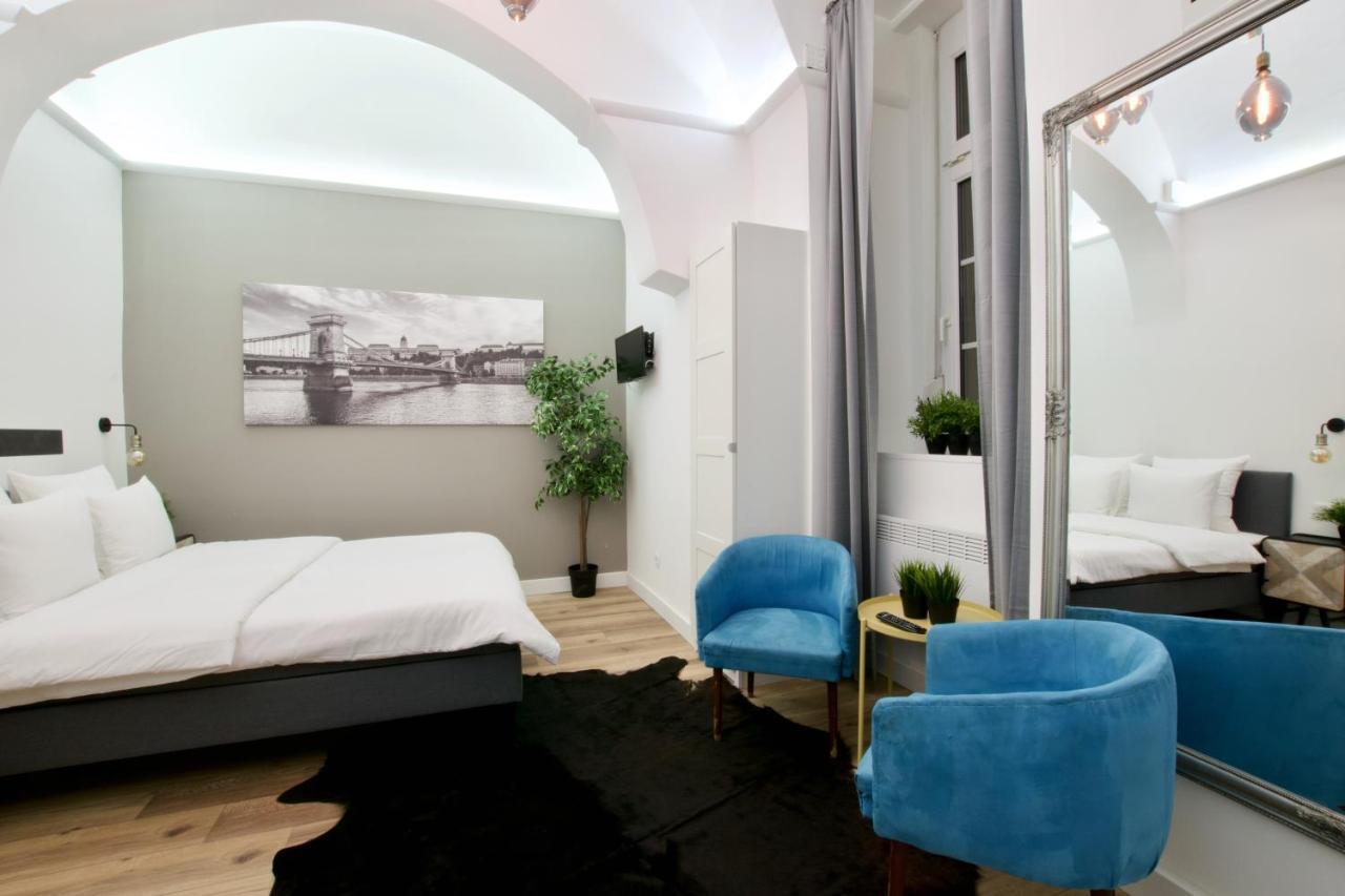 Standard Apartment By Hi5 - Nagysandor Street Budapest Bagian luar foto
